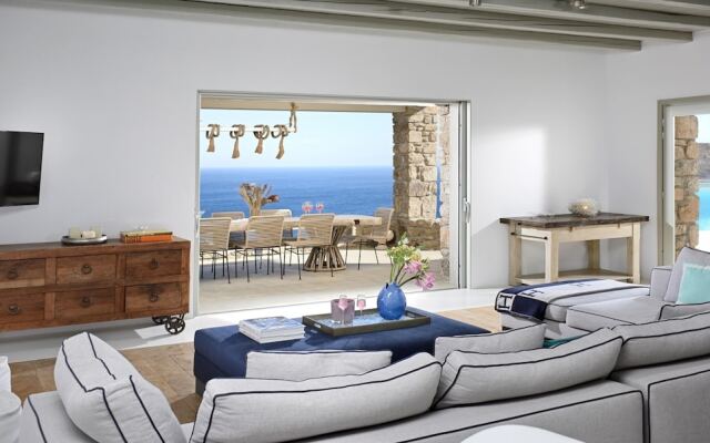 Magnolia in Mykonos With 4 Bedrooms and 4 5 Bathrooms