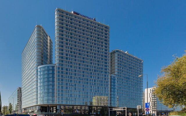 Wola Studio Kasprzaka by Renters