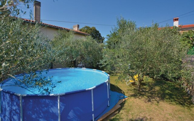 Stunning Home in Smarje With Wifi and 2 Bedrooms