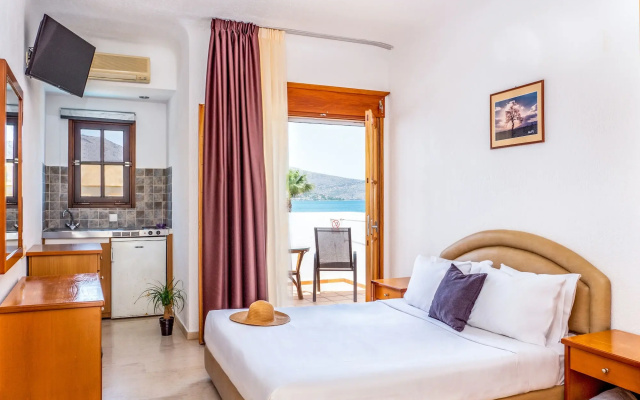 Elounda Alikes Suites & Studios