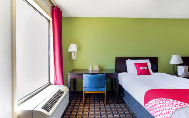 OYO Hotel Pensacola I-10 & Hwy 29