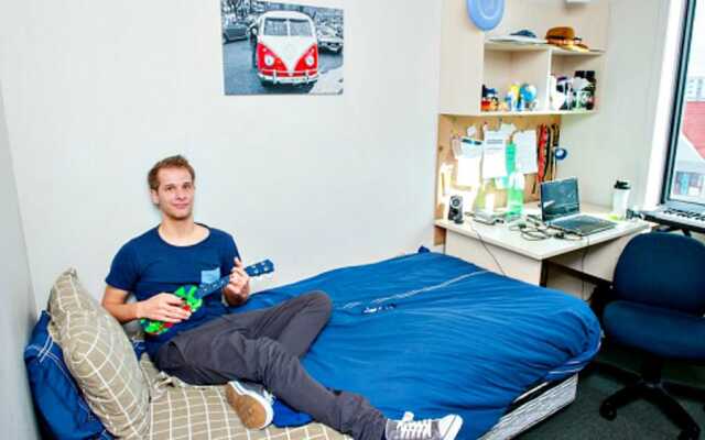Campus Summer Stays - Wellesley Apartment