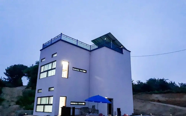 Pohang Sea and Bamboo Pension