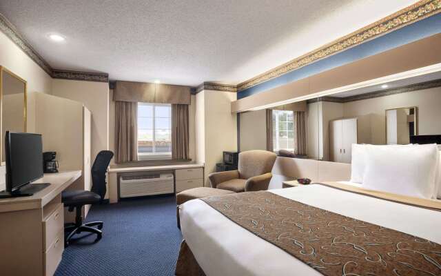 Travelodge by Wyndham Fort Scott