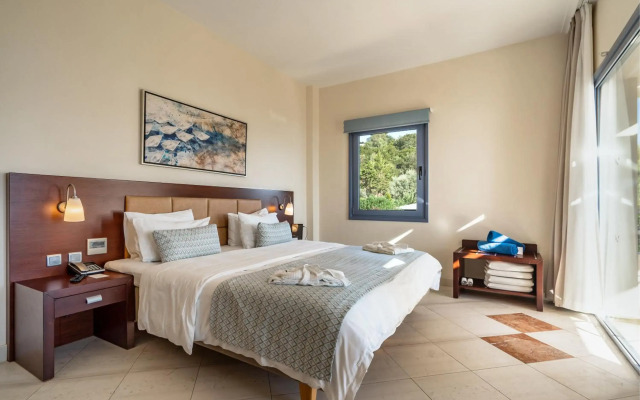 Porto Galini Seaside Resort & Spa