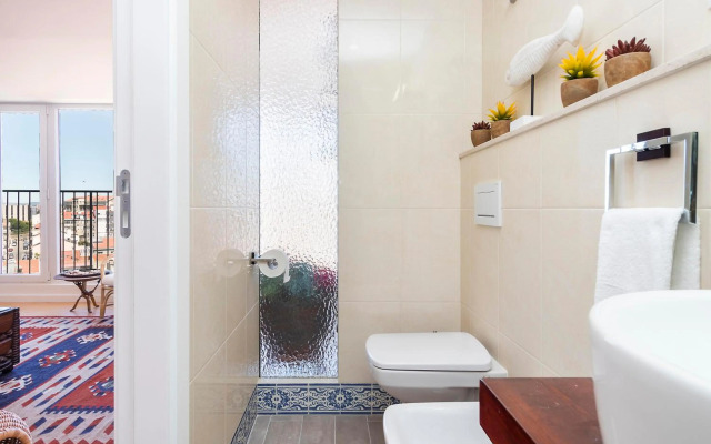 Lusitano Top Floor Apartment