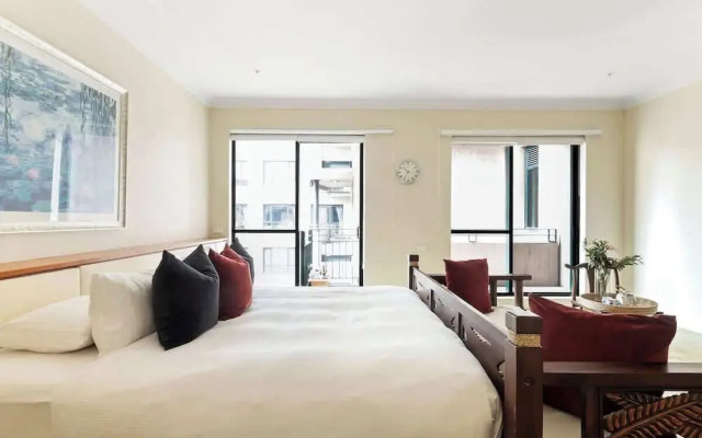 Stylish & Cozy 4BR Retreat With Free Parking