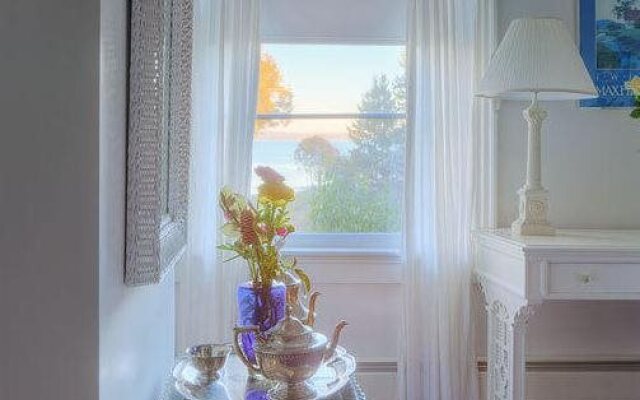 Shore Path Cottage Bed  Breakfast