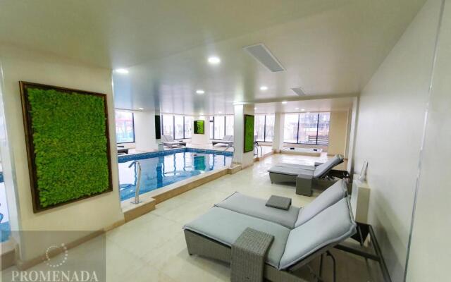Royale Sundance Studio 7 in Spa n Pool Alezzi