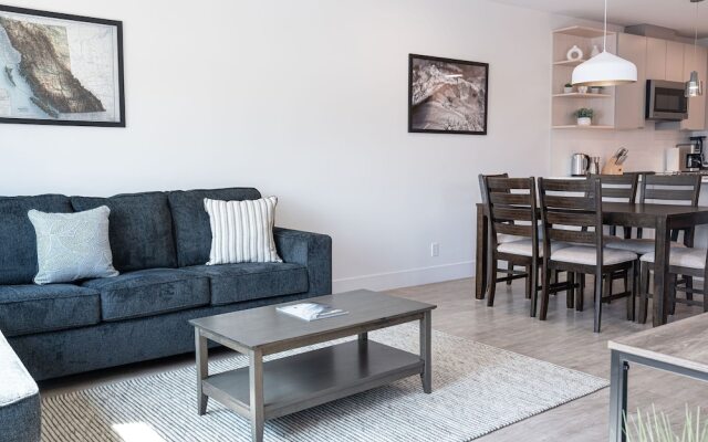 The Grizzly Basin by Revelstoke Vacation