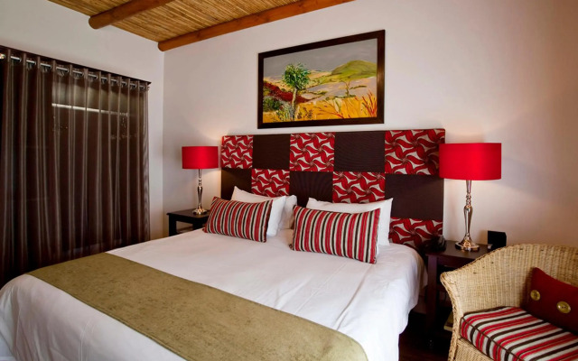 Oakhurst Hotel