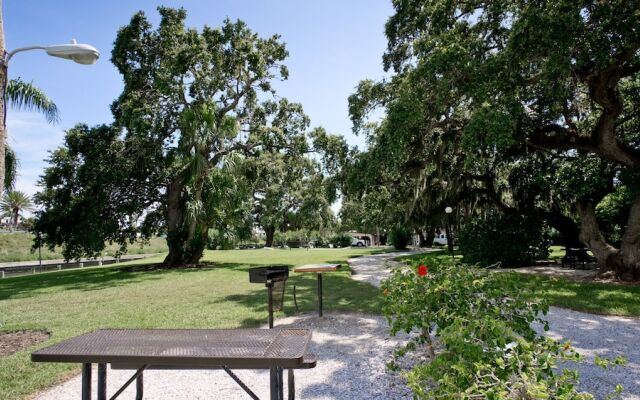 Anchorage 909 by Vtrips