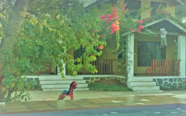 Tejaswee Bungalow
