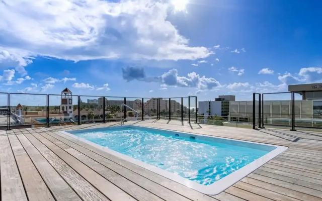 NEW The Cove 210 in Palm Beach