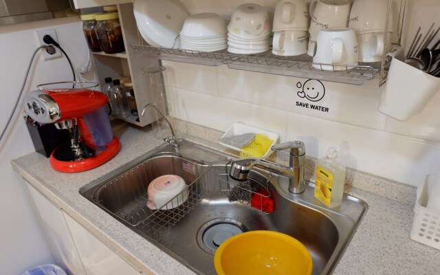 Haru The Guesthouse Hostel