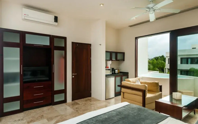 Mak Nuk Village Tulum I - Clothing Optional