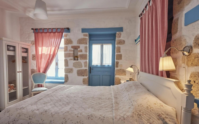 Alacati Zeytin Konak Hotel