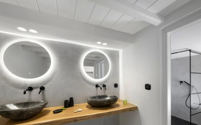 Deliades Mykonos