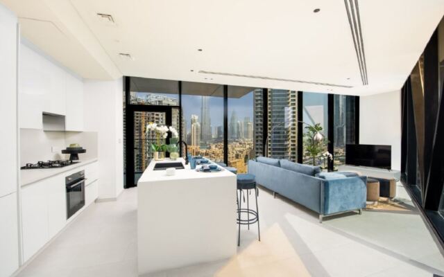 Airbetter - Marquise Square