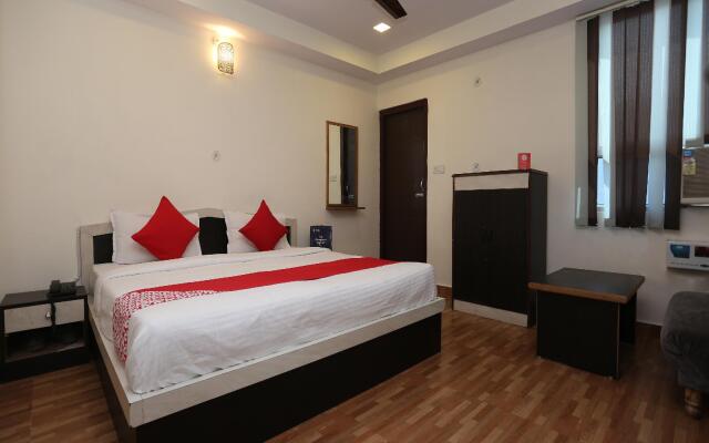 OYO 22662 Hotel Shivam