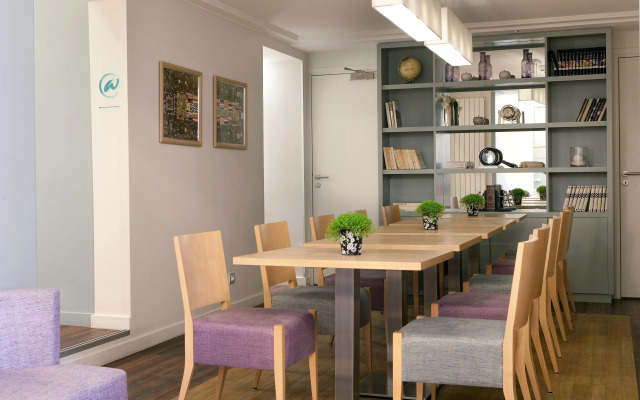 Leonardo Boutique Opera Hotel