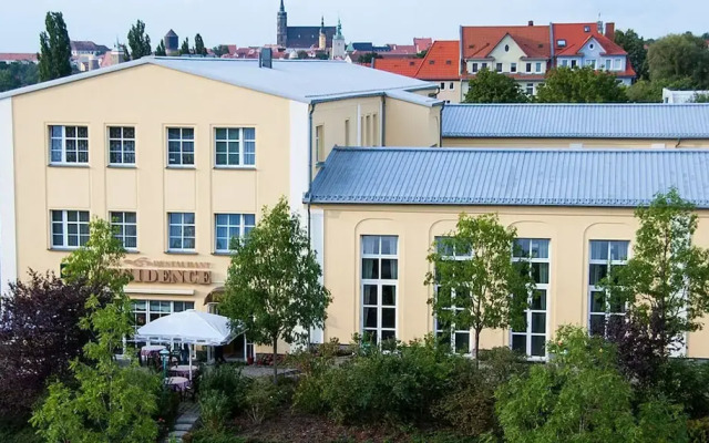 Hotel & Restaurant Residence