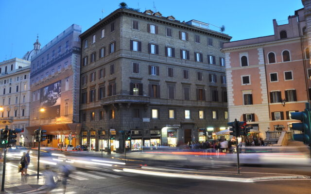 Navona Rooms