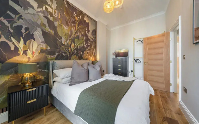 Avari Apartments - Notting Hill