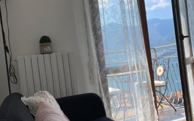 Little house Lezzeno