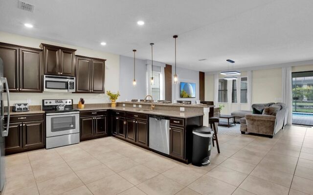 1434 Rolling Fairway dr