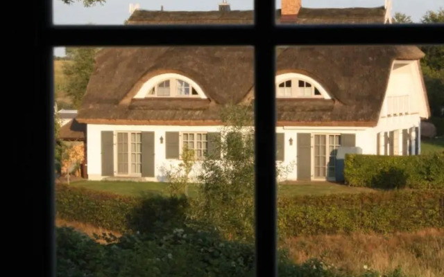 Reetdachhaus Eibe 2, Kaminofen, Sauna, 8 Personen, W-Lan