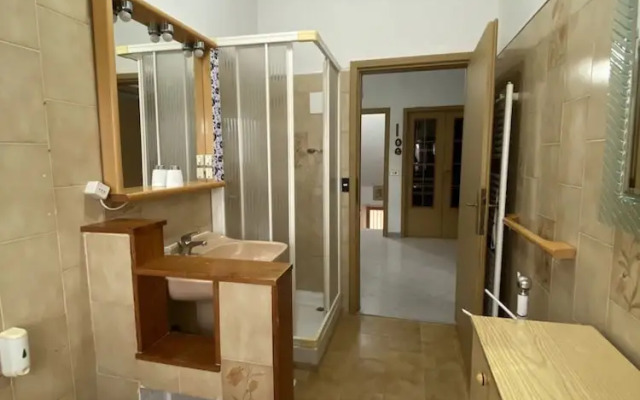 4 Beds in Acquaviva Area-rif Prate