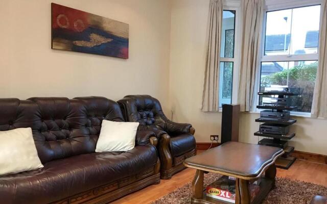 Luxurious very spacious one bedroom flat