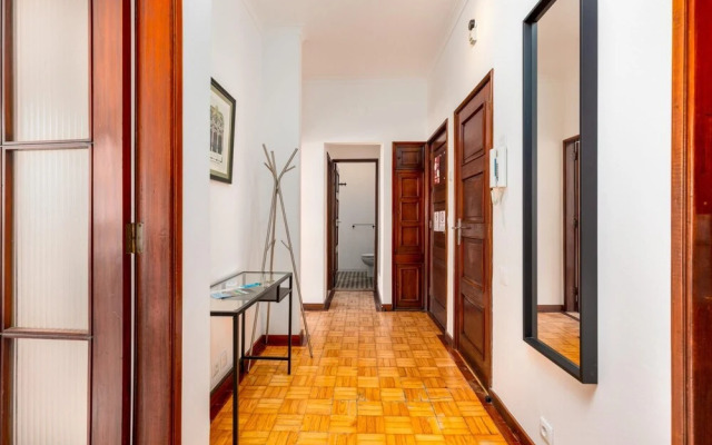 Feel Porto Stylish Flat V