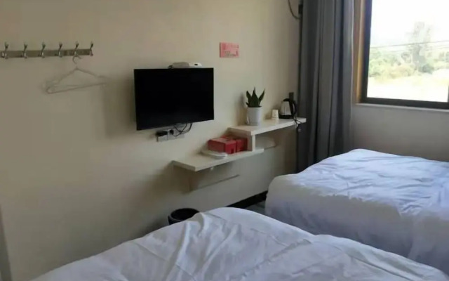 Xinchang Yunqi Small Building House