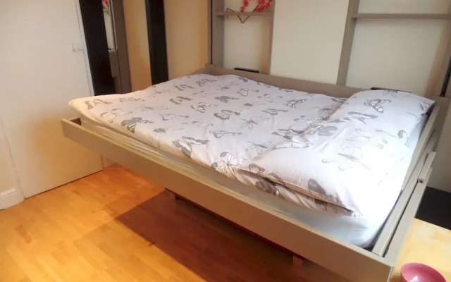 41/43 Unique Studio With French Sliding Bed