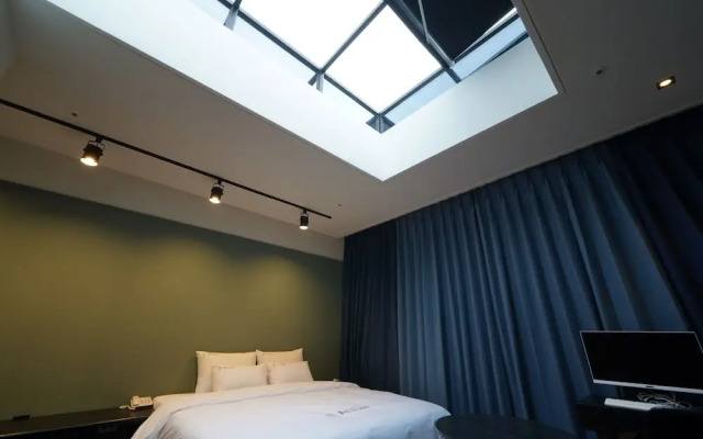 Yangsan Pyeongsan Den Bastar Hotel