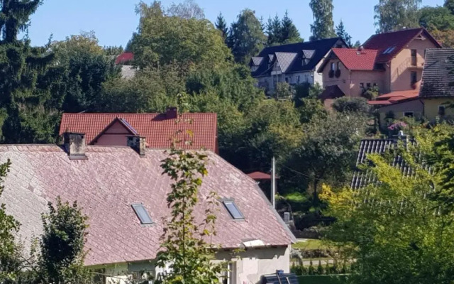 Pokoje Gościnne Art- Dworek