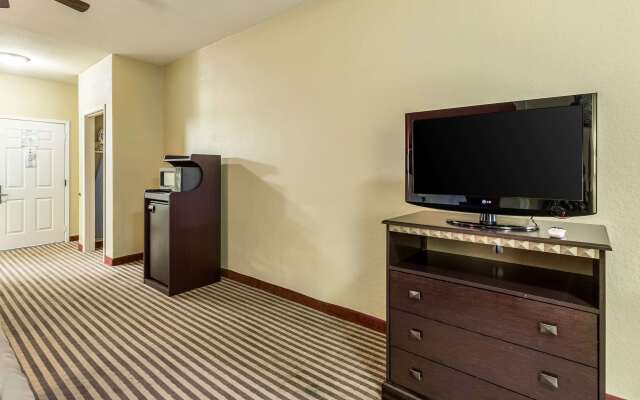 Quality Suites North
