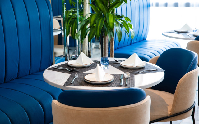 Prime Al Corniche Hotel