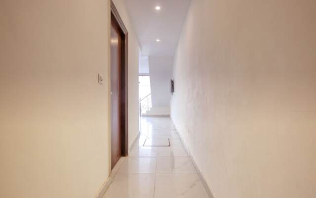 Hotel Midway by OYO Rooms