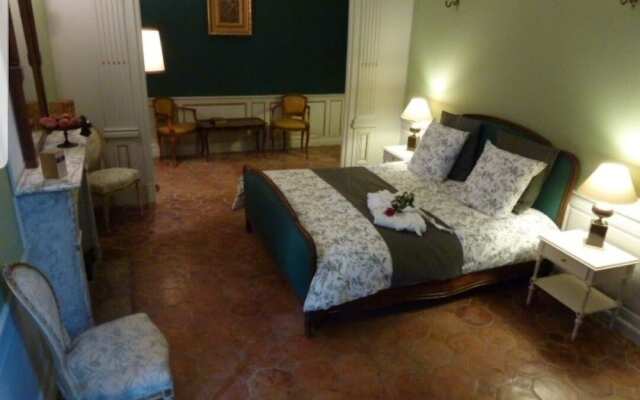 Hotel Coté Cour Chambres dhotes