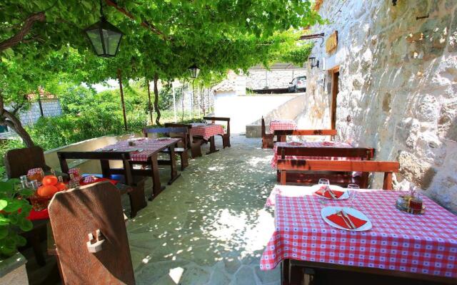 Apartment & Rooms Savonari