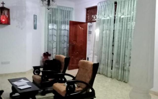 3 bed 3 bath Entire luxury house in Negombo
