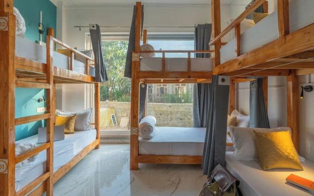 The Social Stays Bir Formerly Artbuzz