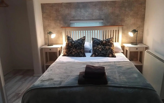 Rosebank Apartment no 3