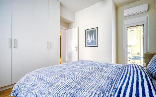 Lovely Sunlit Central Athens 2 Bedroom 2 Bathroom Condo