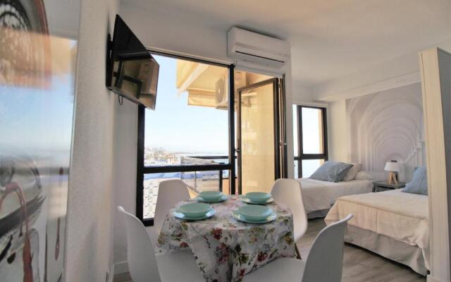 1st LINE BEACH APARTMENT Aloha Sun Benalmádena