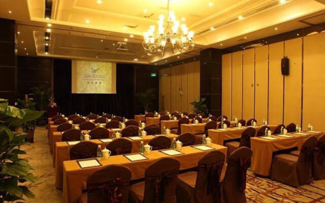 Cannes Holiday Inn Hotel