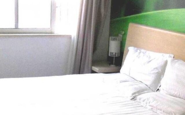 a8 Hotel